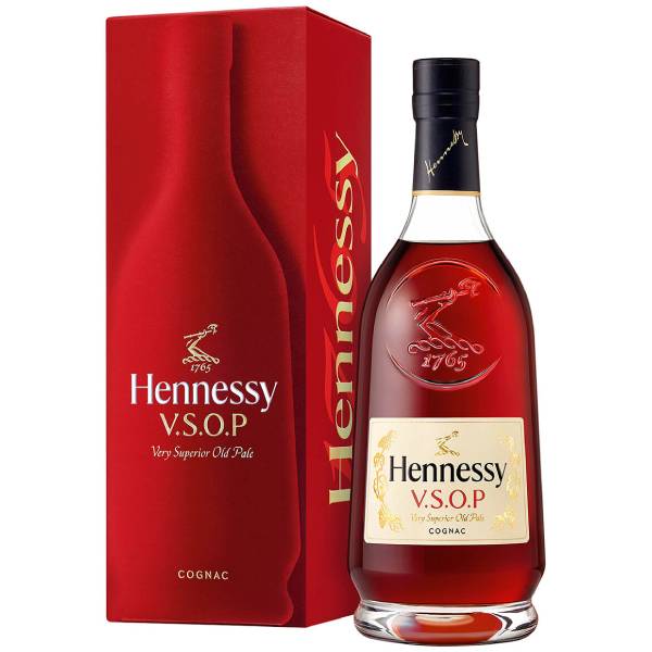 Hennessy  V.S.O.P (With Box) (700 ml)