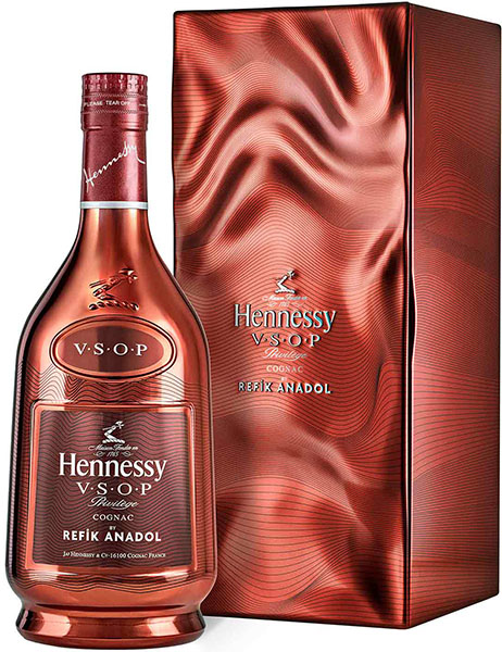 Hennessy  V.S.O.P Privilege Cognac (Limited Edition) By Refik Anadol (700 ml)