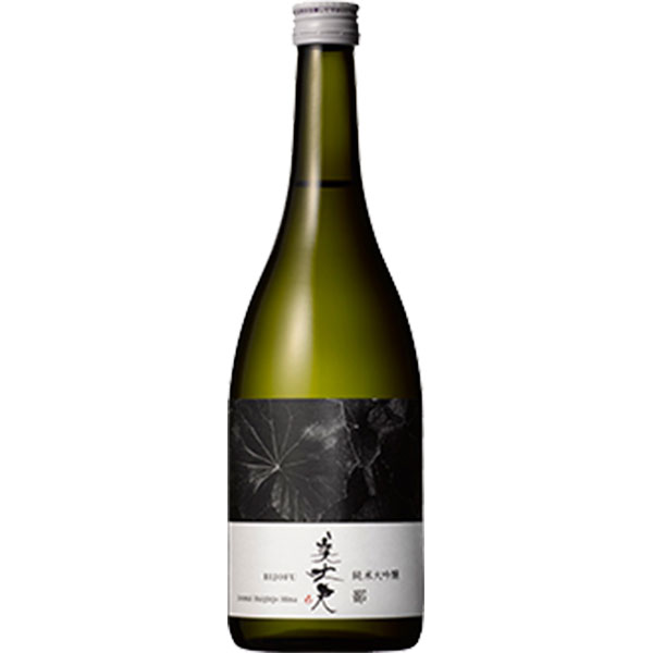 Bijofu Junmai Daiginjo Hina (720 ml)
