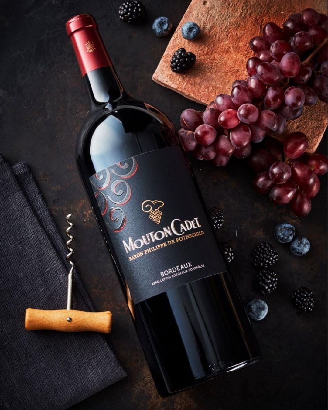 Baron Philippe de Rothschild Mouton Cadet Bordeaux Rouge ขวดไวน์แดงจากแคว้น Bordeaux