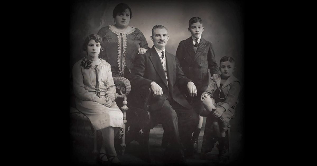 Miguel Viu-García and family