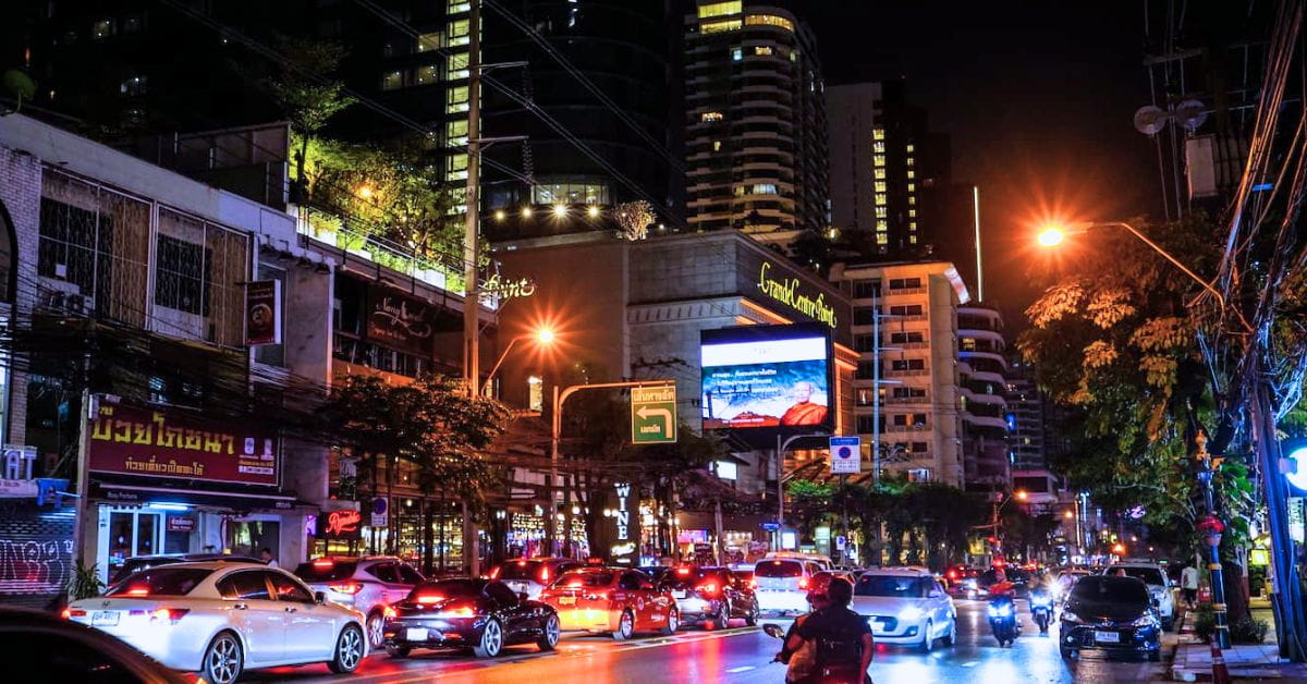 Thonglor