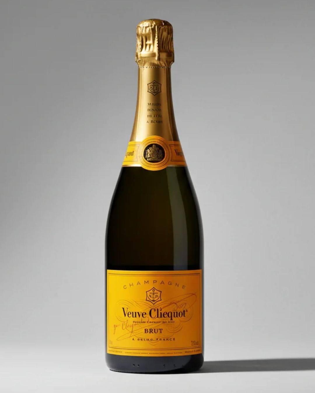 Veuve Clicquot Brut Yellow Label NV ขวดแชมเปญฉลากเหลือง